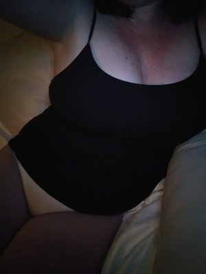 Cassy call girls in Weatherford TX